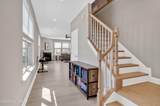 101 Rostova Way - Photo 6