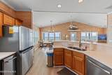 6621 Beach Drive - Photo 20