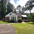 120 Country Club Circle - Photo 4