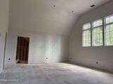 9 Middlebury Road - Photo 17