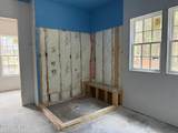 9 Middlebury Road - Photo 21
