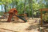 686 Railroad Avenue - Photo 5