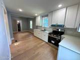 202 Burgess Street - Photo 11