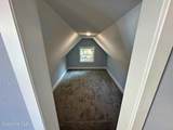 202 Burgess Street - Photo 28