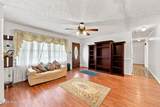 114 Wilbur Street - Photo 5
