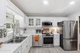 202 Lindenwood Drive - Photo 4