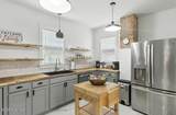 906 Road Street - Photo 10