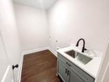 309 Wellington Court - Photo 13