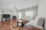 1808 Fox Den Way - Photo 11