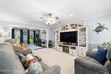 504 Periwinkle Way - Photo 14