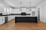 436 Woodlawn Street - Photo 16