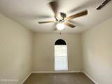 642 Clinton Way - Photo 15