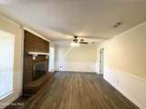 642 Clinton Way - Photo 3
