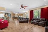 1018 Emerald Place - Photo 18