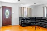 2727 Deen Avenue - Photo 4