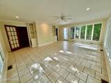 829 Williamsburg Drive - Photo 11