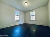 106 Paris Avenue - Photo 9