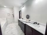 305 Wellington Court - Photo 10