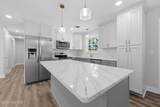 305 Beachview Drive - Photo 4