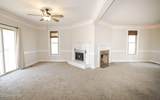 809 Houndslake Drive - Photo 10