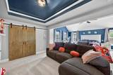 624 Mitcham - Photo 10