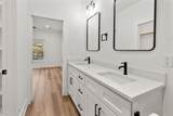 3150 River Hills Drive - Photo 20