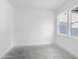 917 Maggie Lane - Photo 11