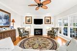 1921 Oak Harbour Drive - Photo 11
