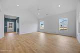 111 Eddie Drive - Photo 4