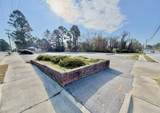 1819 Queen Street - Photo 2