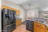 1024 Winterberry Circle - Photo 7