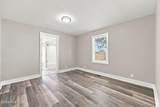 405 Greenview Drive - Photo 16