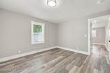 405 Greenview Drive - Photo 17