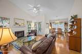 209 Esquire Court - Photo 12