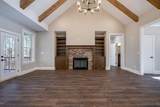 112 Elliott Circle - Photo 10
