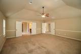 2733 Huntcliffe Drive - Photo 17