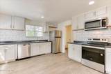 1605 Bryn Mawr Avenue - Photo 9
