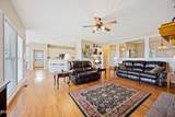 506 Small Drive - Photo 7