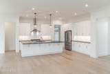124 Pine Tree Point - Photo 11