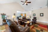 728 Surrey Court - Photo 15