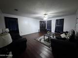 2304 Rockview Drive - Photo 3