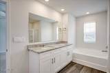 710 Hollis Avenue - Photo 12