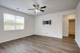 710 Hollis Avenue - Photo 8