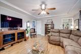 1356 Montrose Place - Photo 14