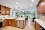 1356 Montrose Place - Photo 19