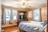 113 Sycamore Street - Photo 36