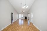 304 York Lane - Photo 11
