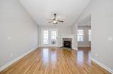 304 York Lane - Photo 14