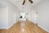 304 York Lane - Photo 17