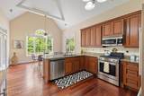 10233 Mariners Cove Court - Photo 15